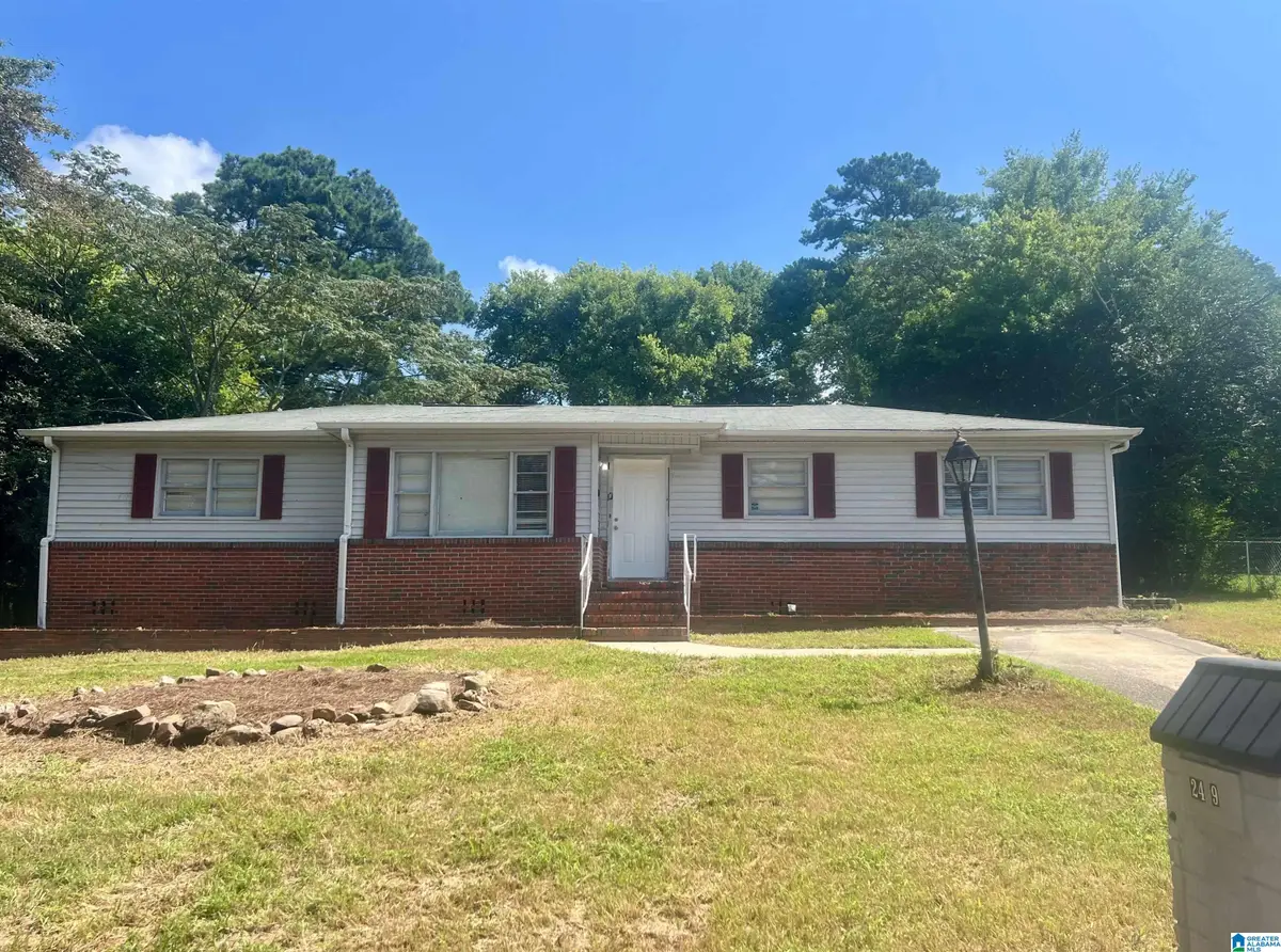 2429 3RD PLACE NW, Center Point, AL 35215 - #1