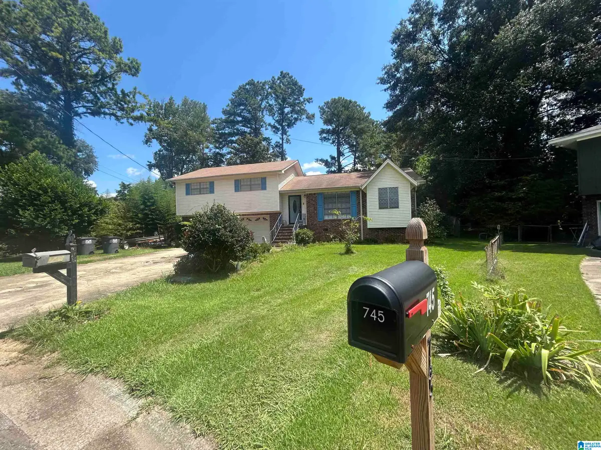 749 PARKMOOR CIRCLE, Hueytown, AL 35022 - #1