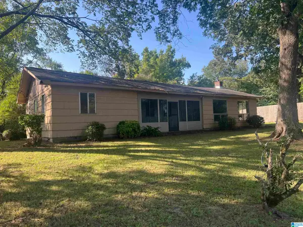 136 MOBILE AVENUE, Trussville, AL 35173