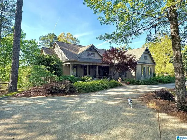 425 BLUE WATER POINTE DRIVE, Jasper, AL 35504