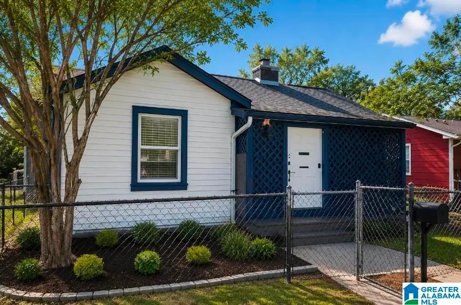 1520 18TH STREET SW, Birmingham, AL 35211 - #1