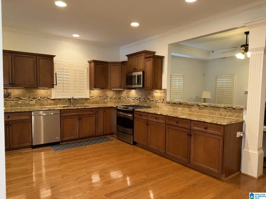 3608 COURTYARD LANE, Vestavia Hills, AL 35216 - #2