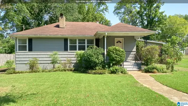 115 LAKELAND AVENUE, Hueytown, AL 35023