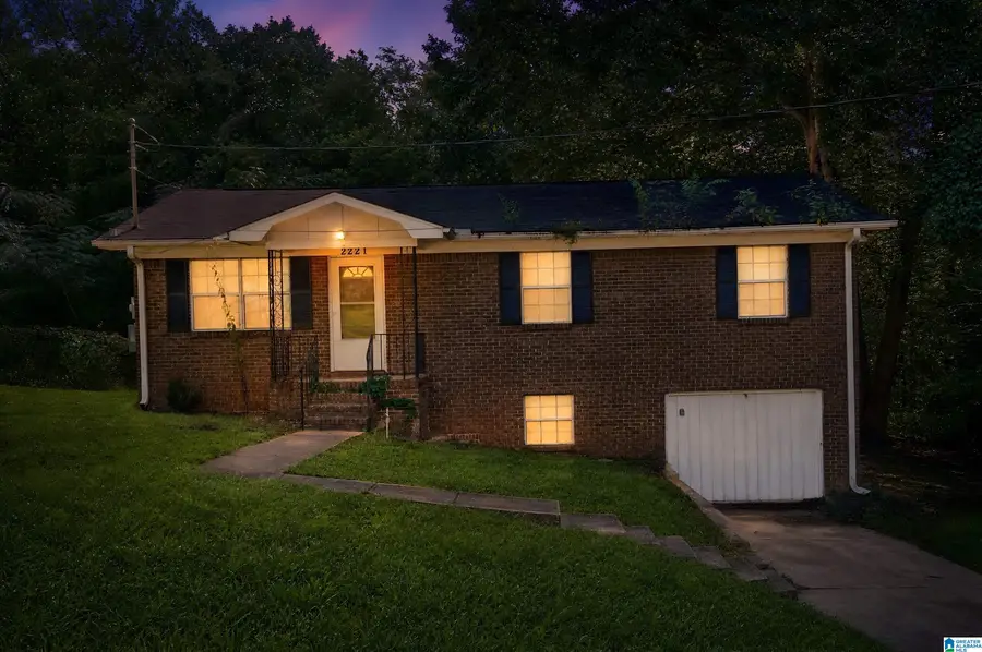 2221 CYNTHIA DRIVE, Birmingham, AL 35215 - #2