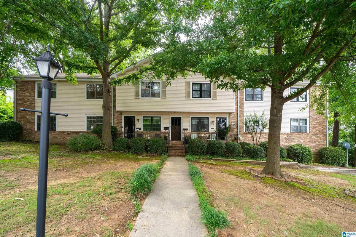 2703 SOUTHBURY CIRCLE, Vestavia Hills, AL 35216 - #1