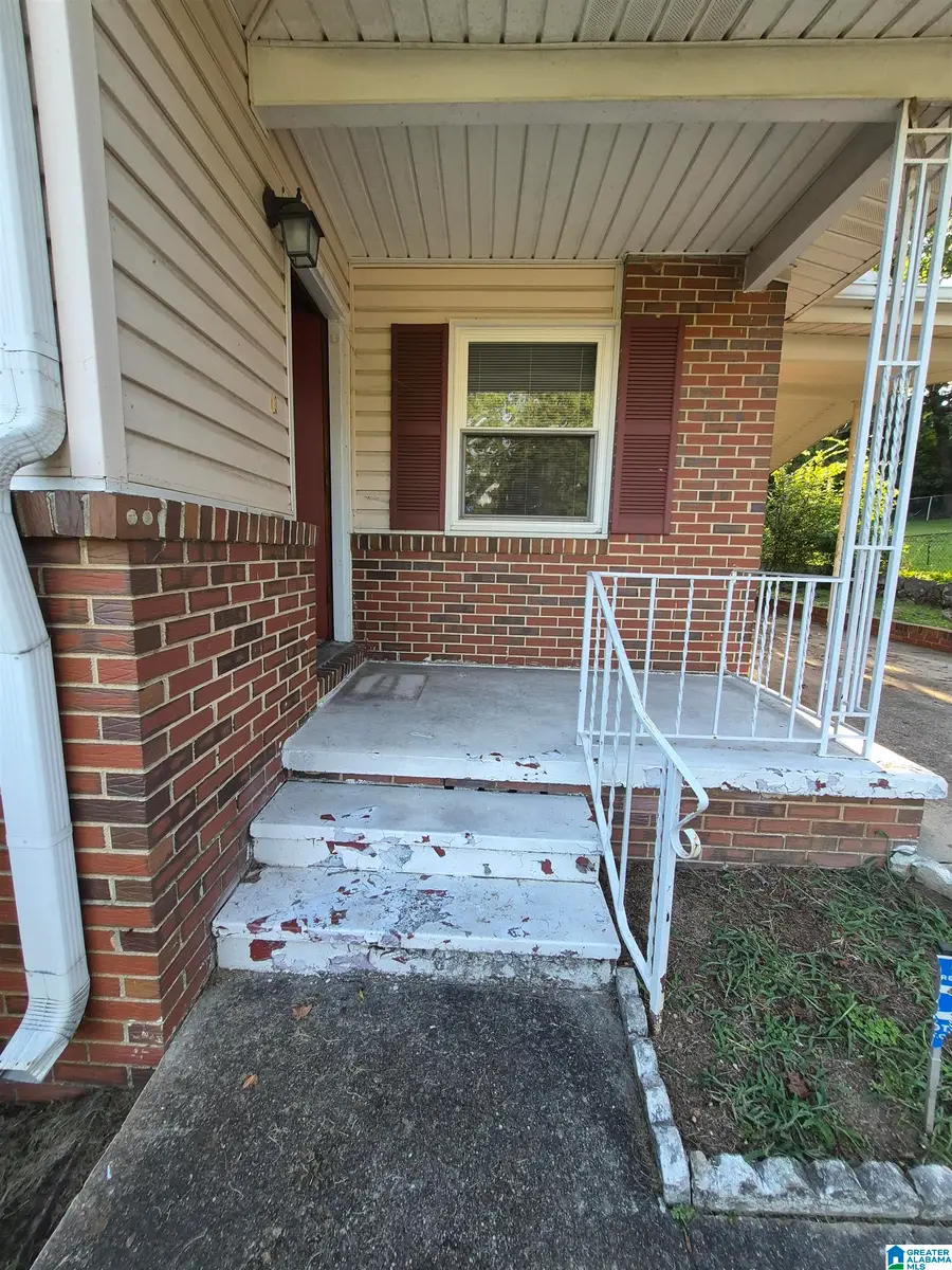 1300 HARTFORD DRIVE NE, Birmingham, AL 35215 - #2
