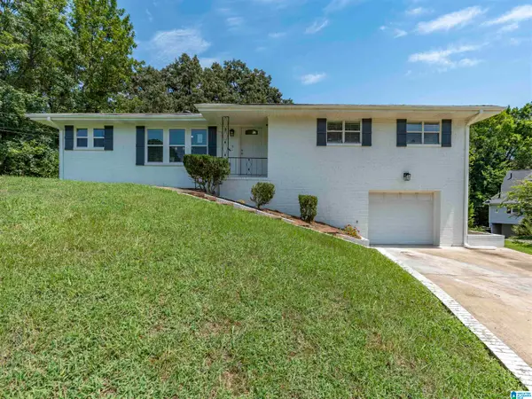 2500 HIGHVIEW ROAD, Gardendale, AL 35071