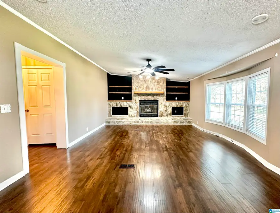 39 HATHORNE DRIVE, Anniston, AL 36201 - #2