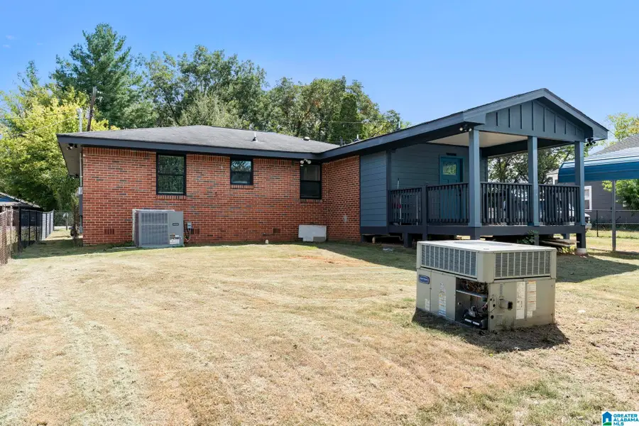 5610 AVENUE G, Bessemer, AL 35020 - #2