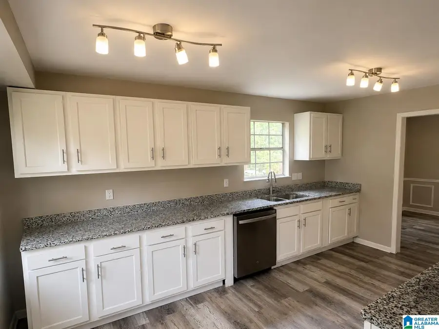300 KIMBO DRIVE, Center Point, AL 35215 - #3