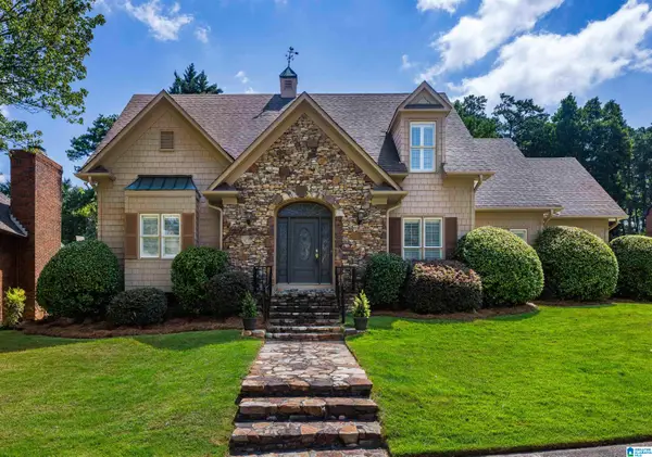 2516 IVY GLENN DRIVE, Vestavia hills, AL 35243