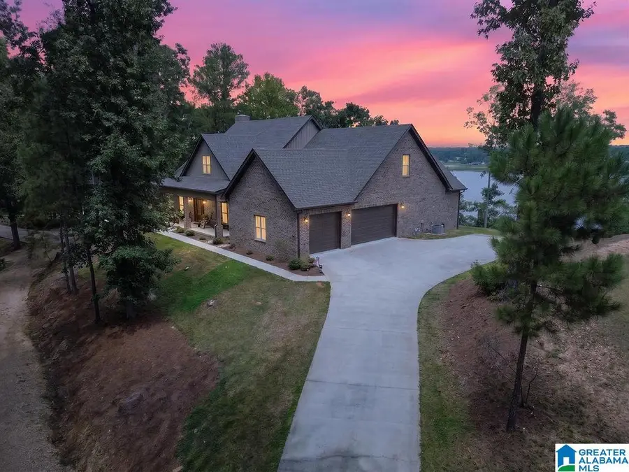 11760 HIGH CLIFF DRIVE, Northport, AL 35475 - #3