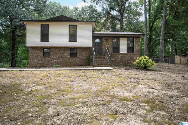 3213 VIRGINIA DRIVE, Hueytown, AL 35023