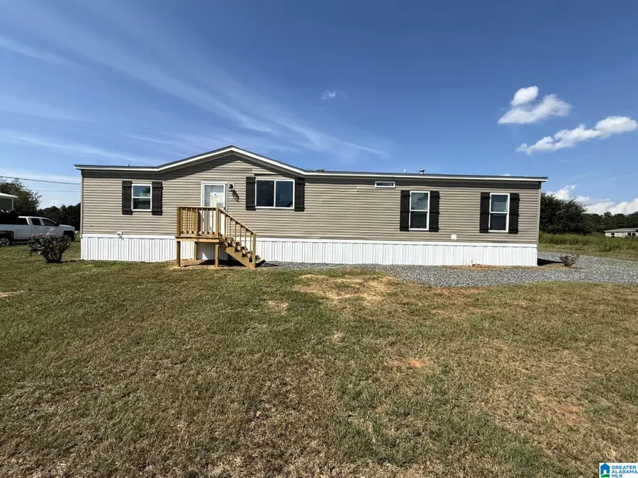 27 WILLOW CIRCLE, Moundville, AL 35474 - #2
