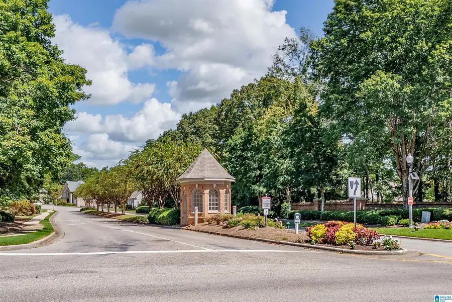 1708 WINGFIELD CIRCLE, Birmingham, AL 35242 - #2