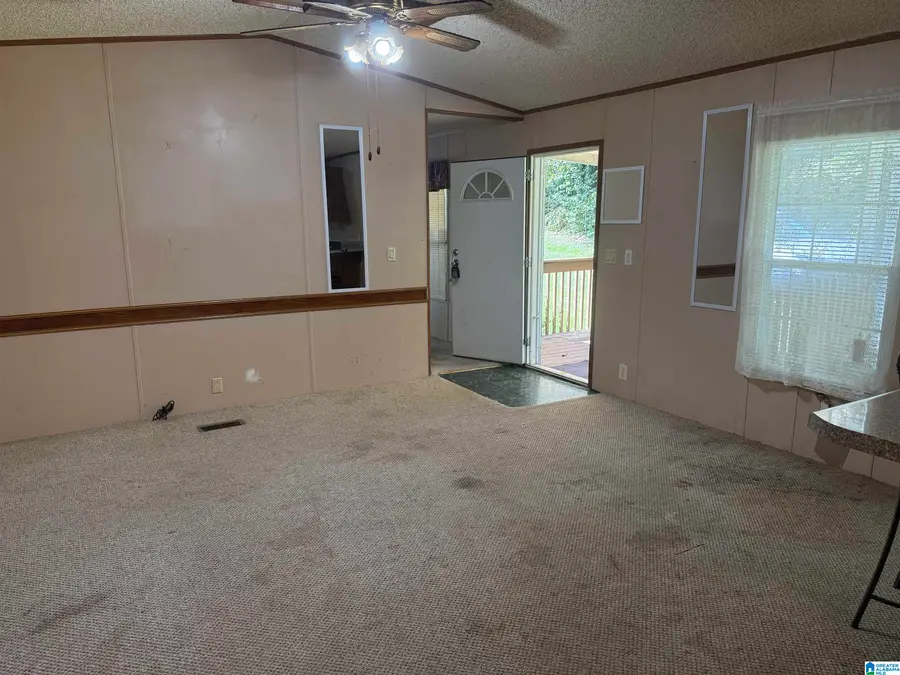 647 DEARMANVILLE DRIVE S, Anniston, AL 36207 - #3