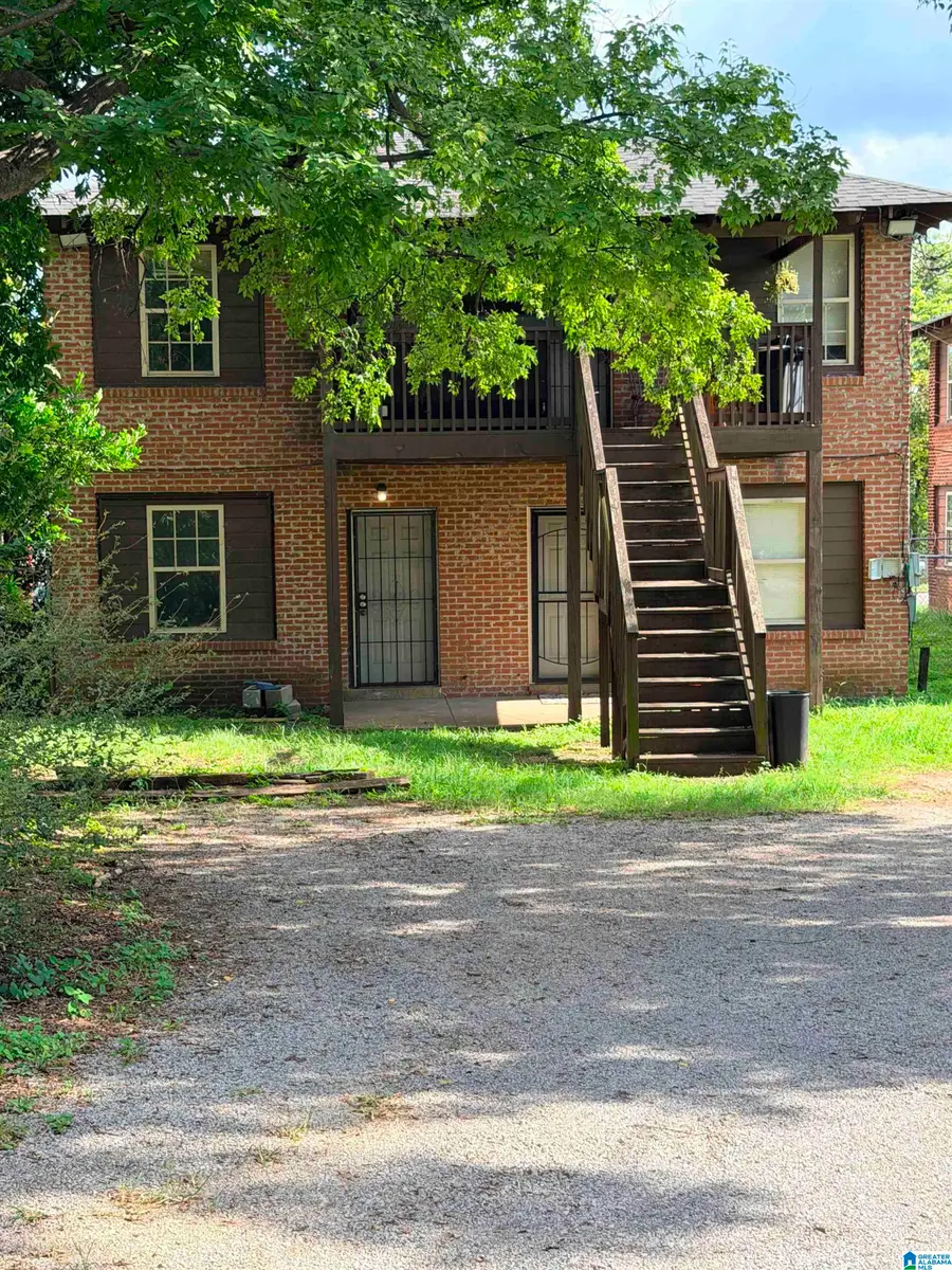 1124 4TH AVENUE W, Birmingham, AL 35204 - #2