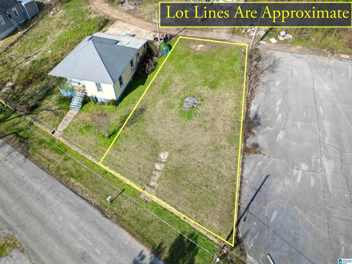 12 BLUE MOUNTAIN AVENUE, Anniston, AL 36201 - #1