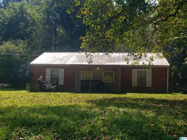 105 EASTERN VALLEY ROAD, Bessemer, AL 35020