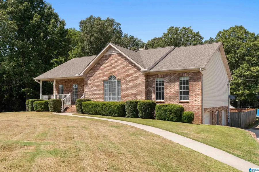 6621 RED LEAF LANE, Hueytown, AL 35023 - #3