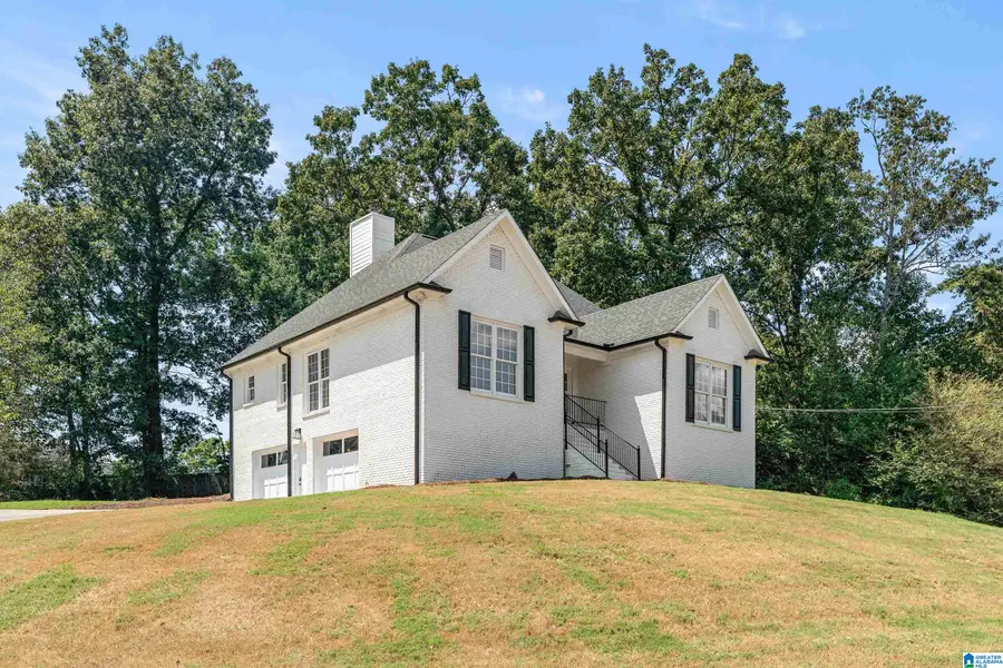 3706 MAJESTIC OAKS WAY, Trussville, AL 35173 - #3