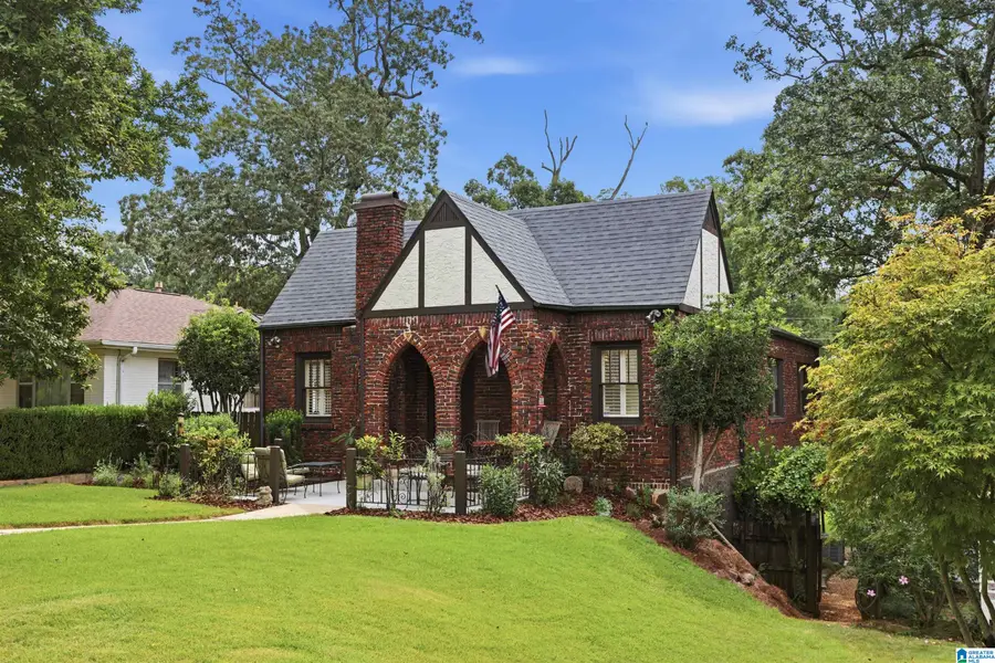 1097 COLUMBIANA ROAD, Homewood, AL 35209 - #2