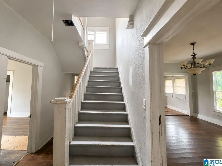 2608 AVENUE T, Birmingham, AL 35218 - #3