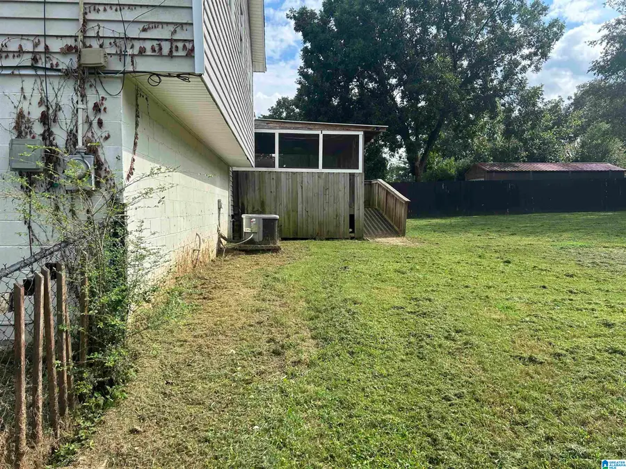 705 CHEROKEE TRAIL, Warrior, AL 35180 - #3
