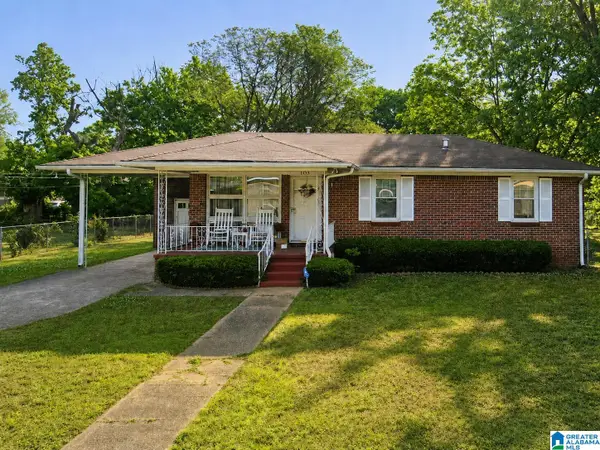 1305 22ND AVENUE, Bessemer, AL 35020
