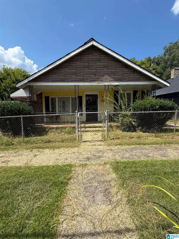 16 S CHRISTINE AVENUE, Anniston, AL 36207