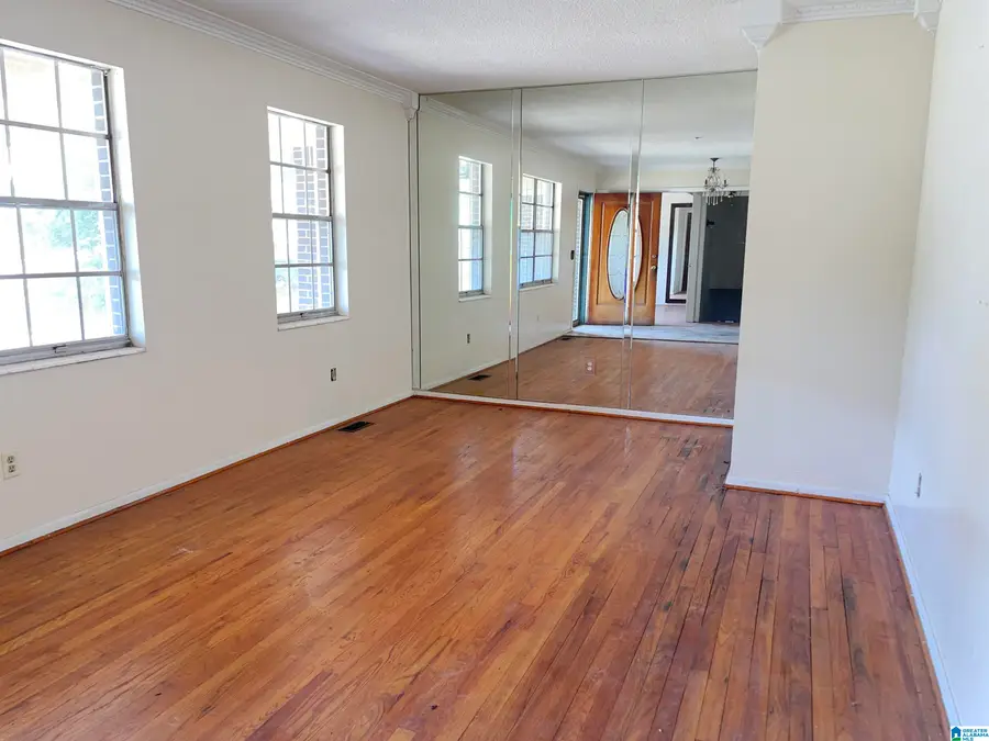1005 BARCLAY DRIVE, Bessemer, AL 35023 - #2
