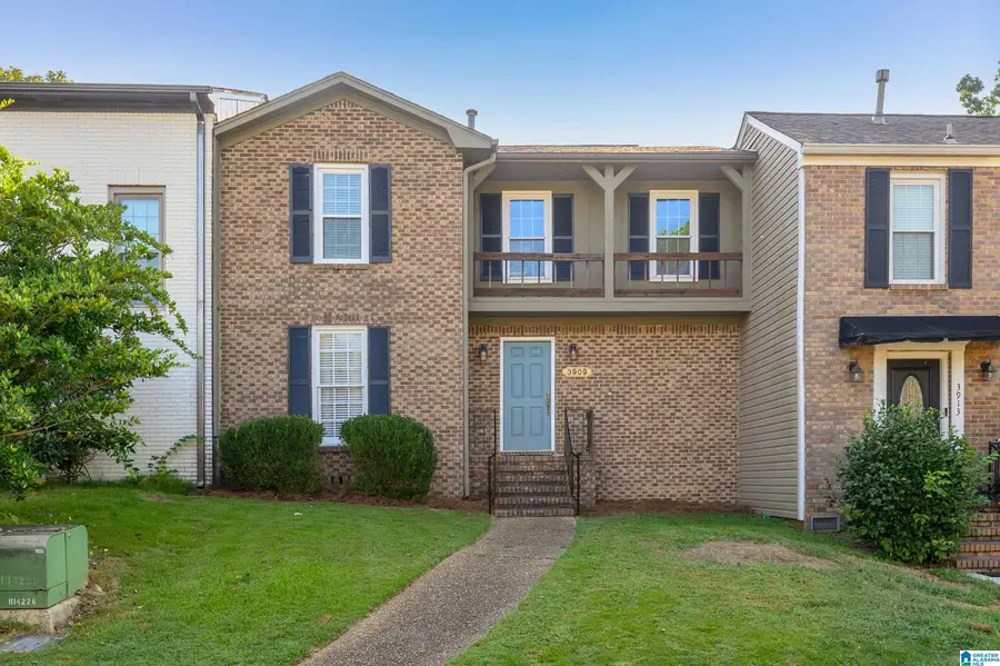 3909 ASBURY PARK CIRCLE, Vestavia Hills, AL 35243 - #2