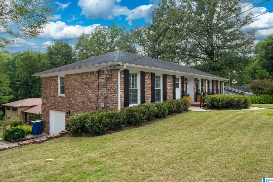 1233 FOREST BROOK CIRCLE, Homewood, AL 35226 - #3