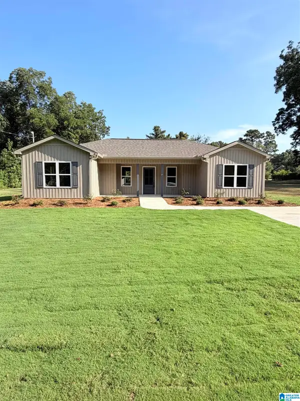 718 TIPPETT STREET, Clanton, AL 35045