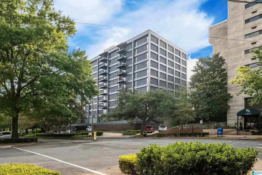 2717 HIGHLAND AVENUE S, Birmingham, AL 35205 - #2