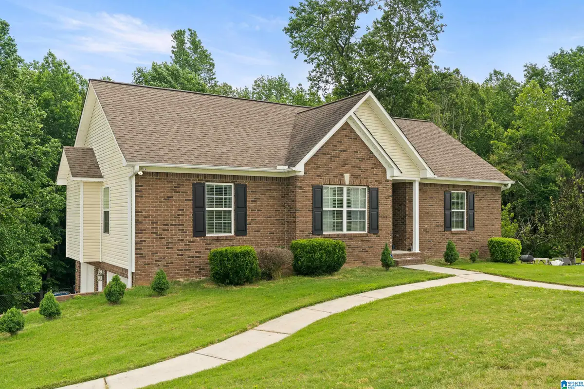 180 THORNBERRY DRIVE, Hayden, AL 35079 - #1