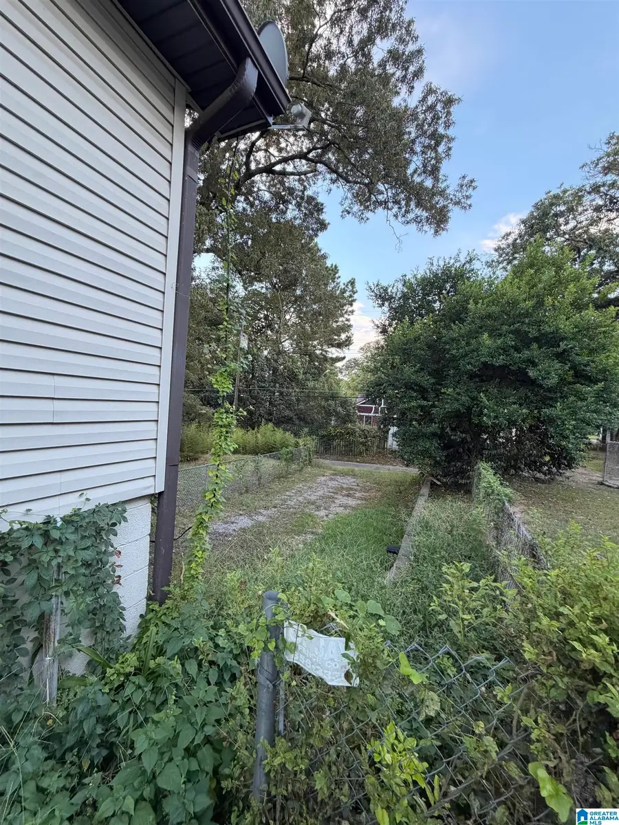 1421 42ND STREET, Birmingham, AL 35208 - #3