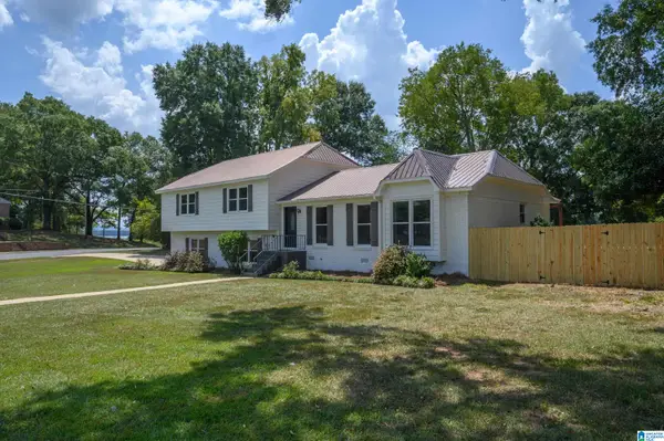 111 DOGWOOD TRAIL, Pell city, AL 35128