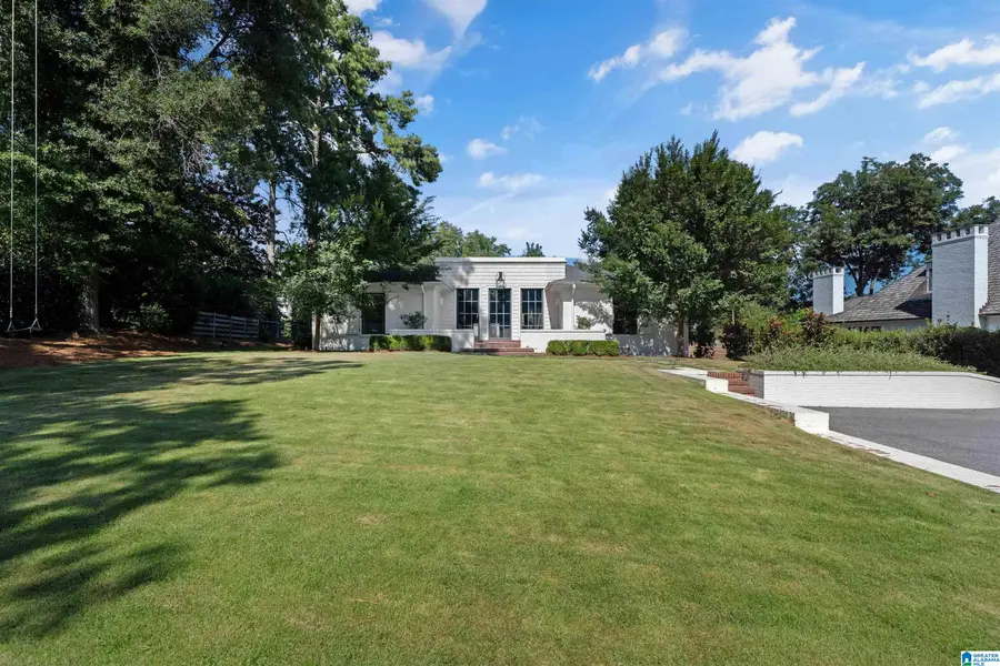 9 RICHMAR DRIVE, Mountain Brook, AL 35213 - #2