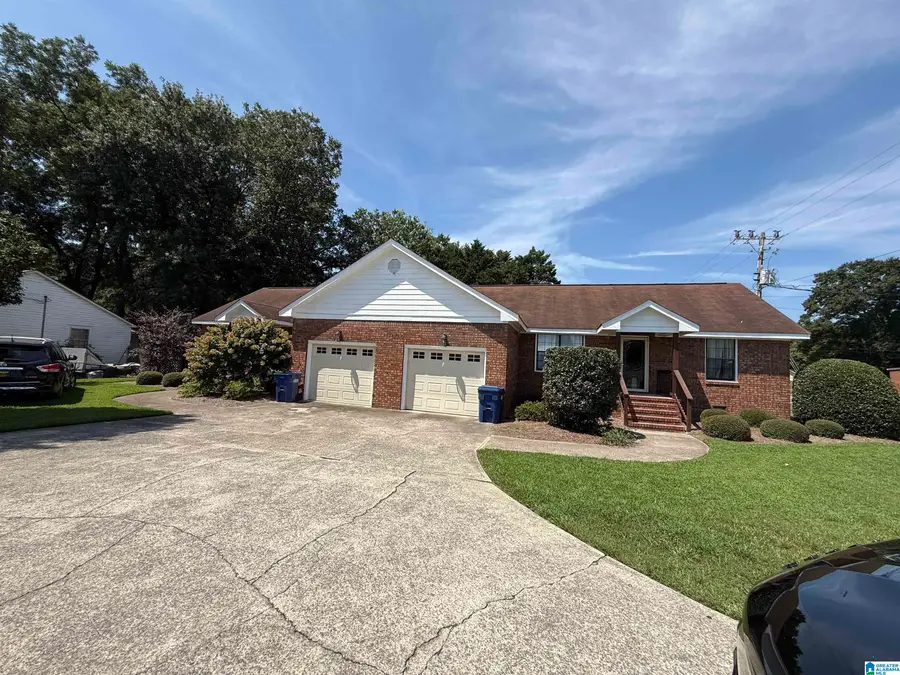 226 N HAMBRICK DRIVE, Albertville, AL 35950 - #2
