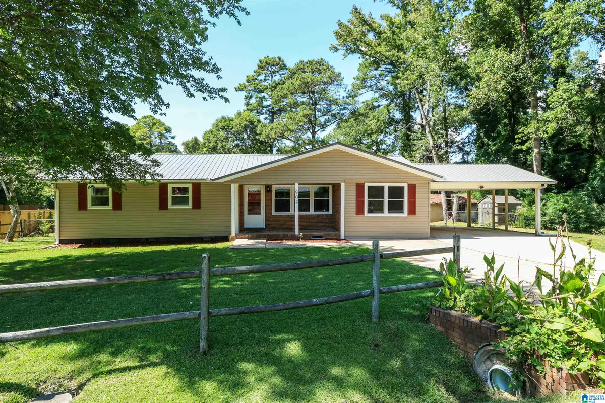904 RIDGE DRIVE, Weaver, AL 36277 - #1