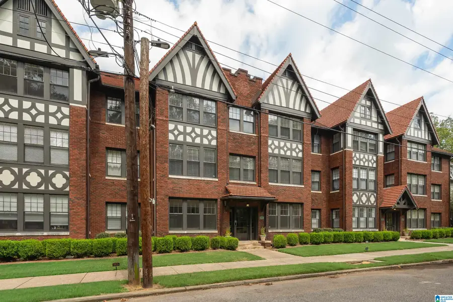 3004 13TH AVENUE S, Birmingham, AL 35205 - #2