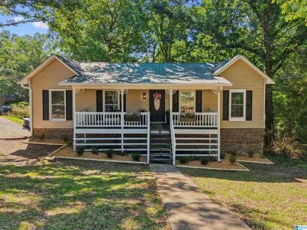 3384 CEDARBROOK CIRCLE, Trussville, AL 35173