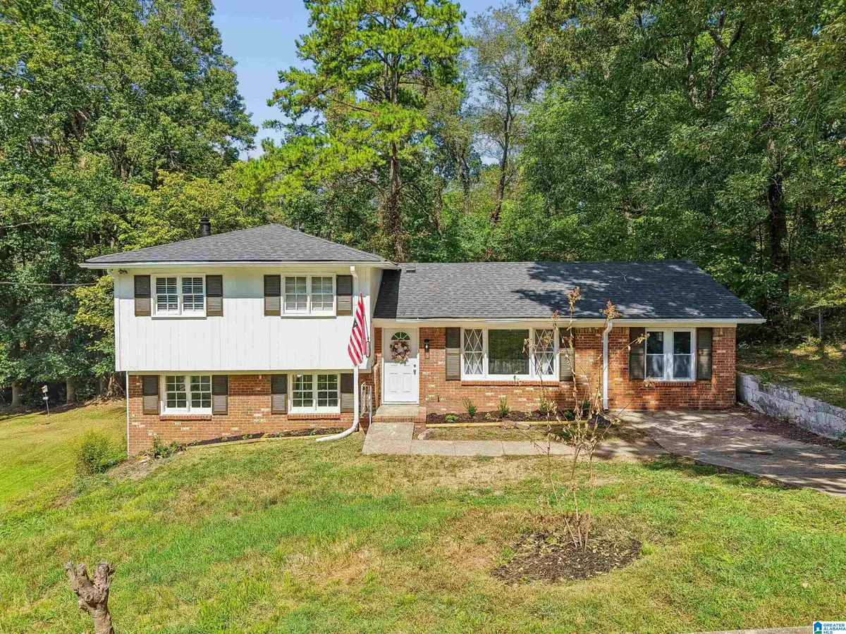 1525 4TH STREET NW, Center Point, AL 35215 - #1