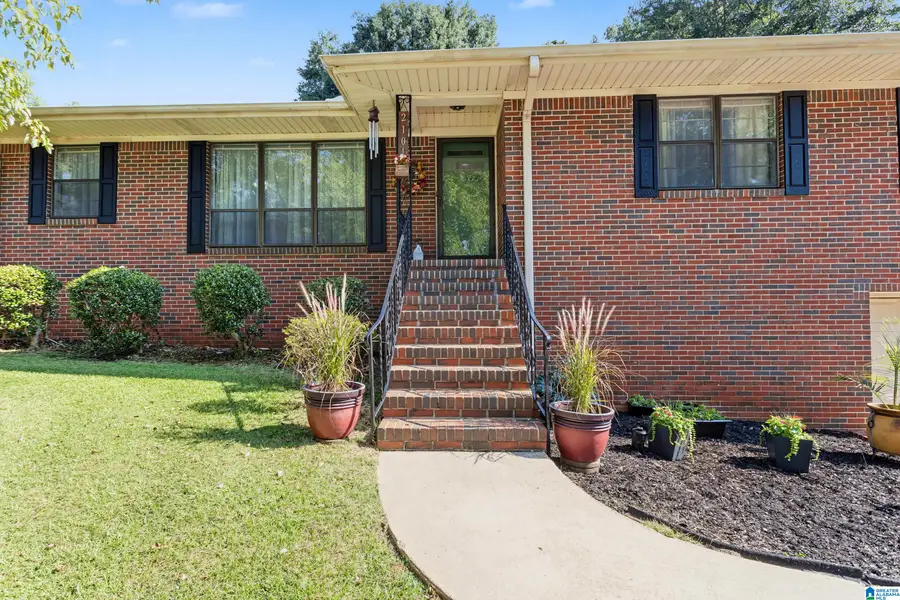 2101 LONGVIEW DRIVE, Hueytown, AL 35023 - #2