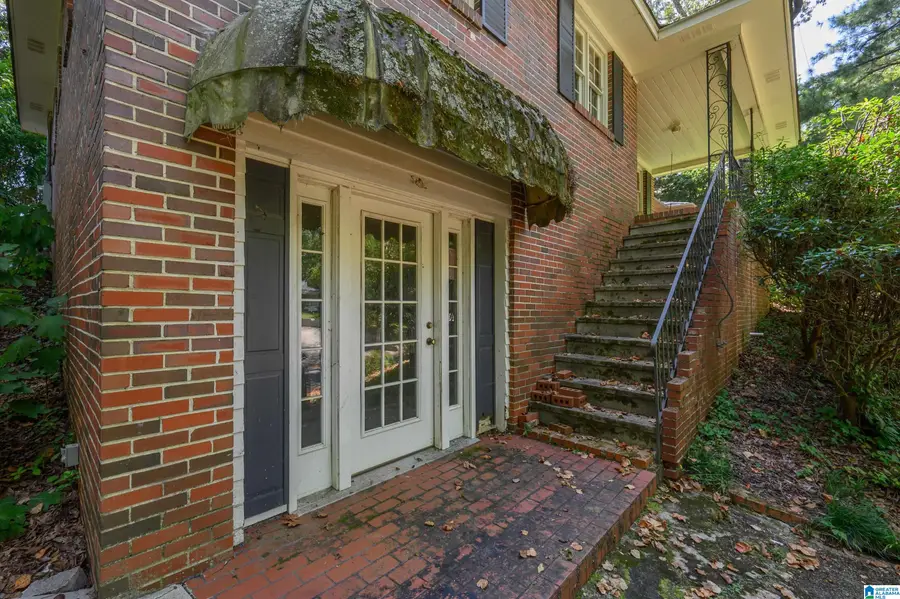 429 WINDSOR DRIVE, Homewood, AL 35209 - #3