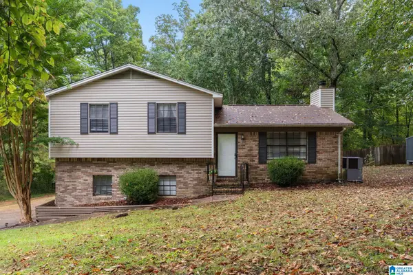 1152 OAK CREEK TRAIL NE, Pinson, AL 35215