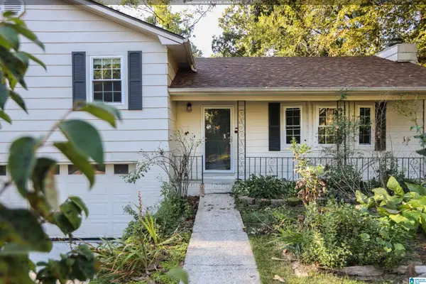 1026 KINGS FOREST DRIVE, Leeds, AL 35094