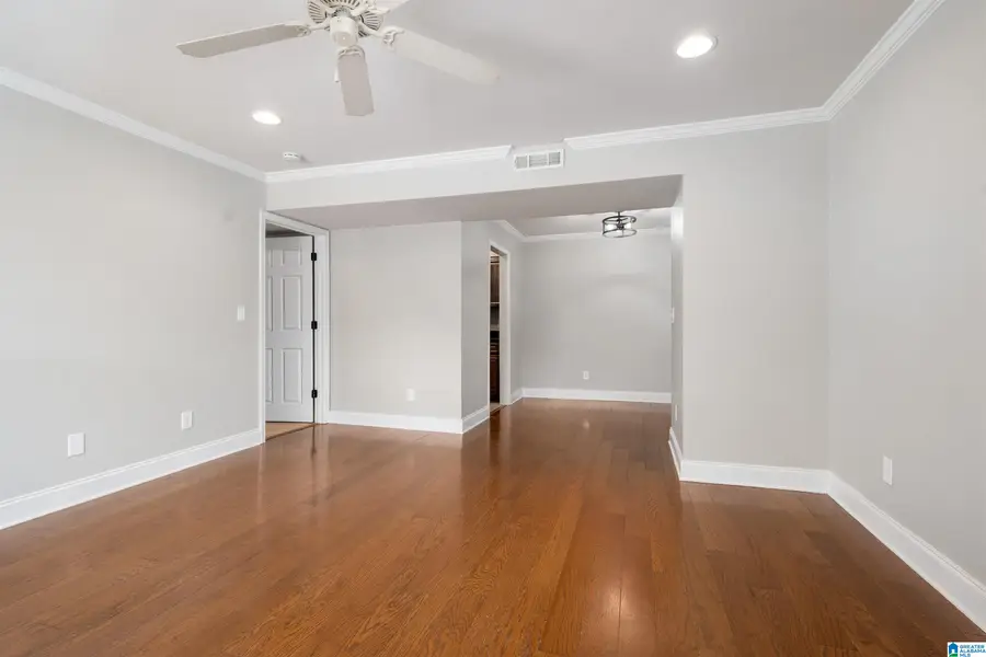 210 15TH STREET E, Tuscaloosa, AL 35401 - #2