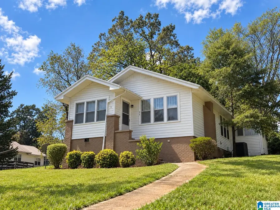 118 HIGHLAND DRIVE, Hueytown, AL 35023 - #2